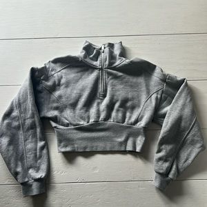 ALO gray half zip crop